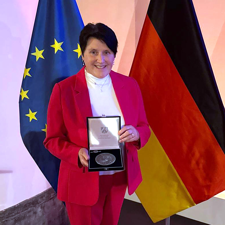 Ehrung Sportplakette Claudia Laser-Hartel - TSC Recklinghausen